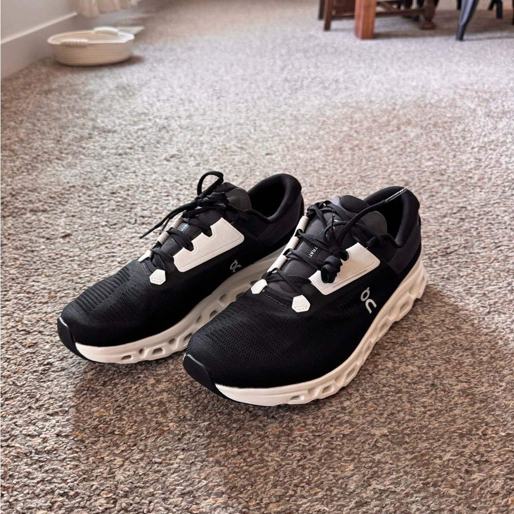 On Running On Cloudstratus 3 running shoes, Men’s 11.5